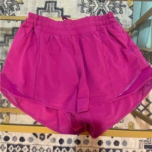 Lululemon pink/fuchsia size 10 4inch shorts